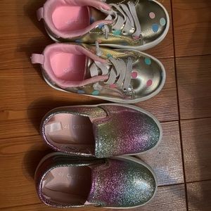 2 pairs of baby sneakers
